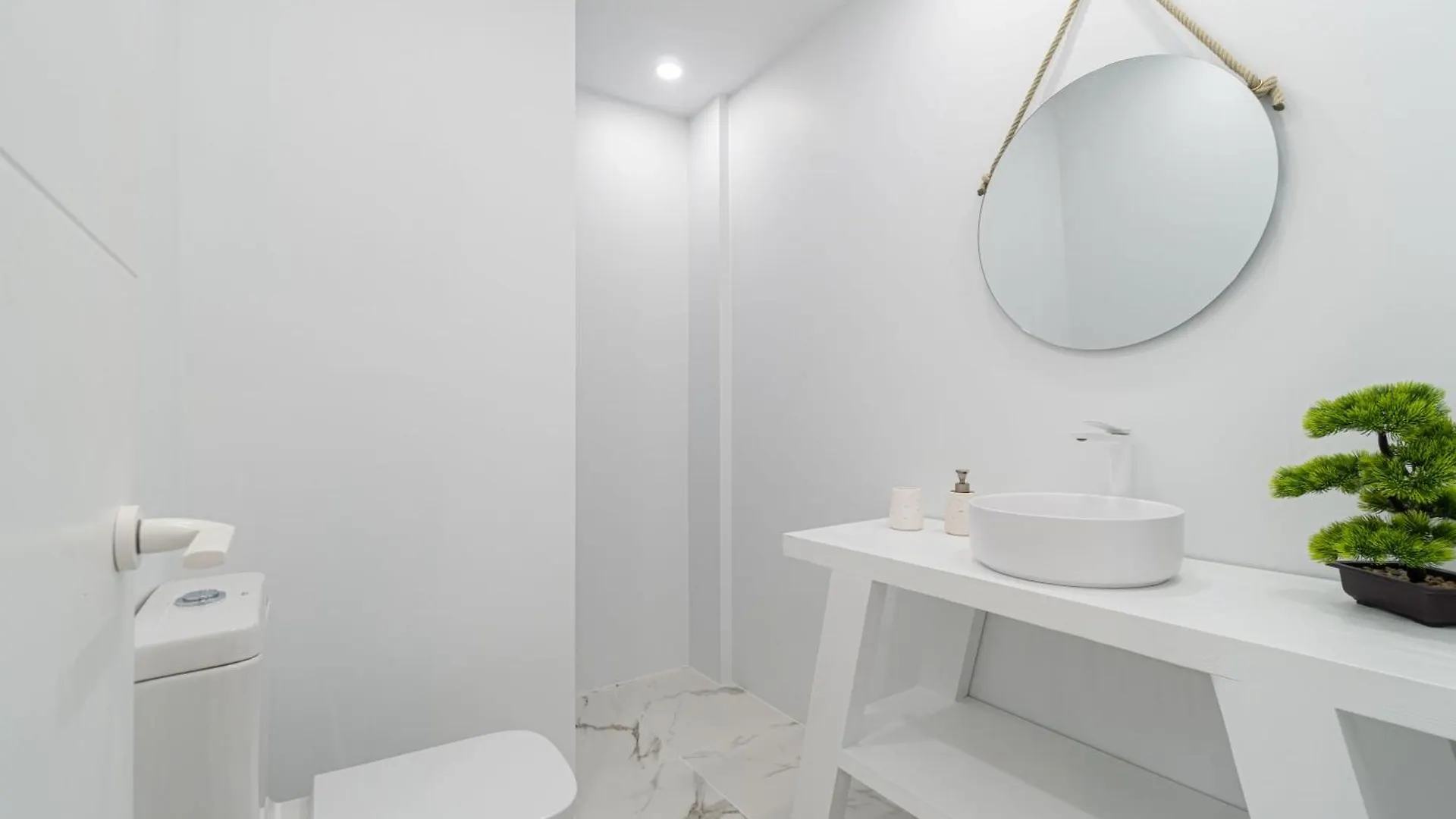 Moderno Apartamento Frente Al Canal Con Terrazas Apartment Empuriabrava