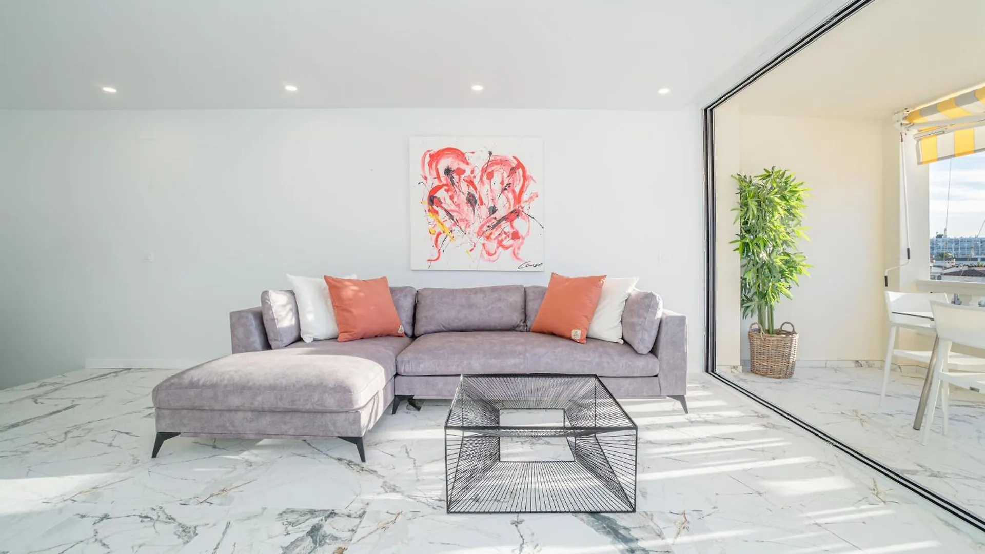 Moderno Apartamento Frente Al Canal Con Terrazas Apartment Empuriabrava