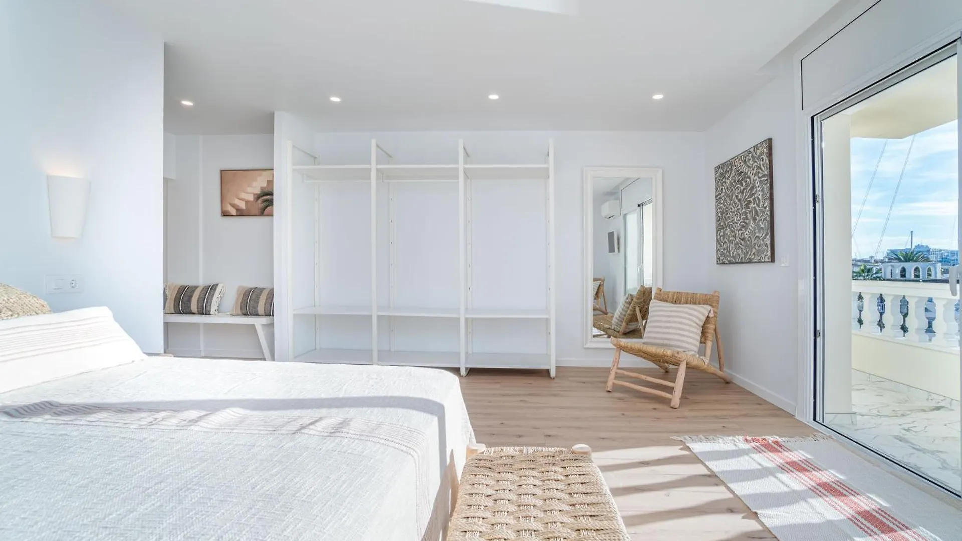 Moderno Apartamento Frente Al Canal Con Terrazas Apartment Empuriabrava